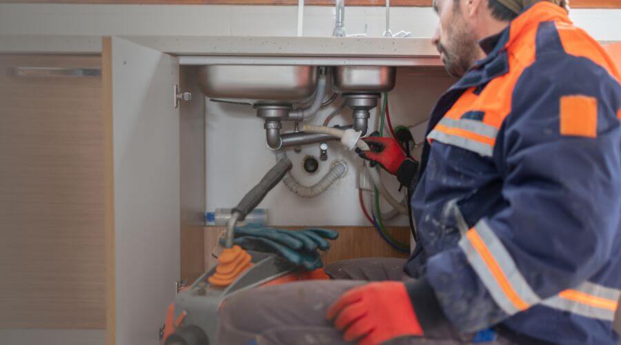 Expert burst pipe repair services in Randolph, TX